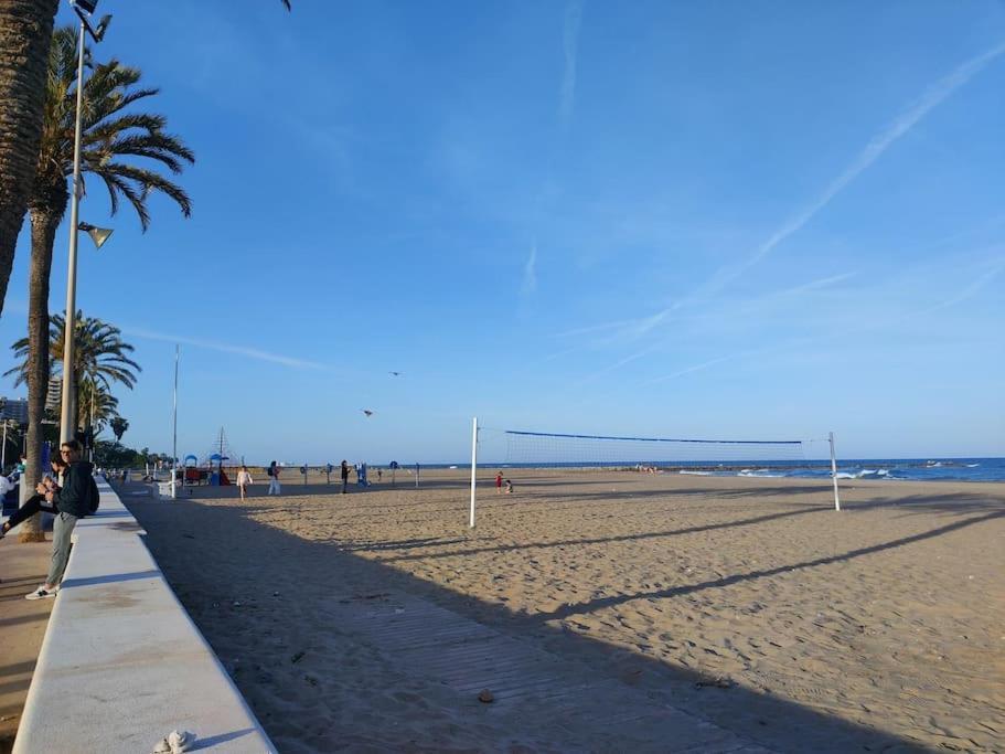 Playa Puebla De Farnals Valencia Massalfassar Exterior foto